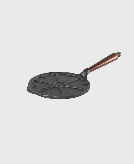 Traditional Cast Iron Heart Pancake Pan 23 cm | Skeppshult